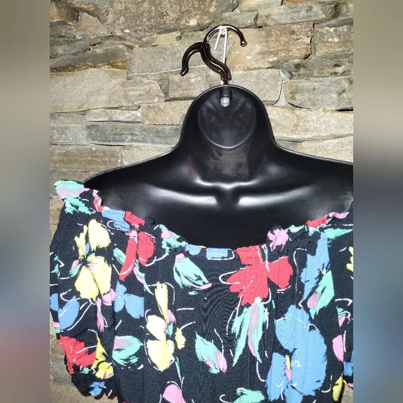 Rixo like new maxi dress, black floral size ten, off the shoulder, - Picture 3 of 11